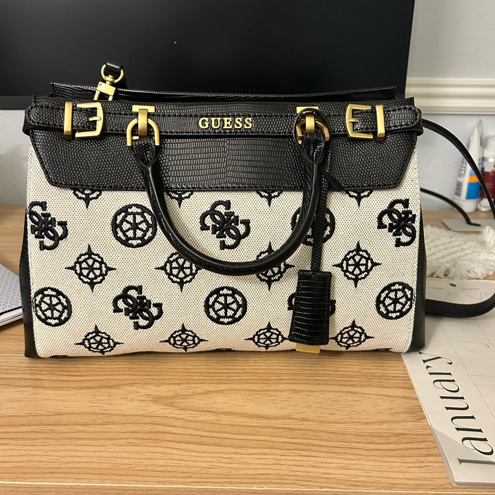 Guess purse